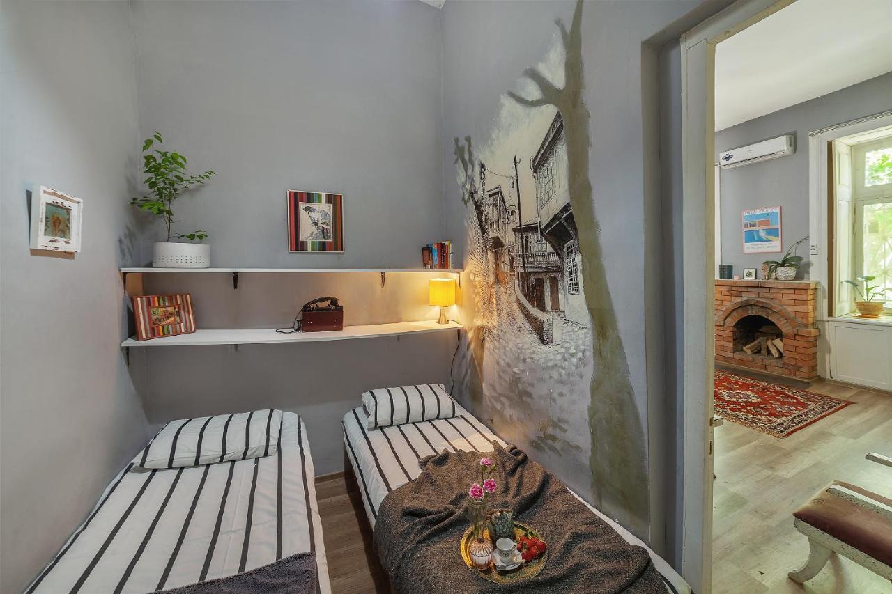 Hostel Indie Mindie Tbilisi Exteriör bild